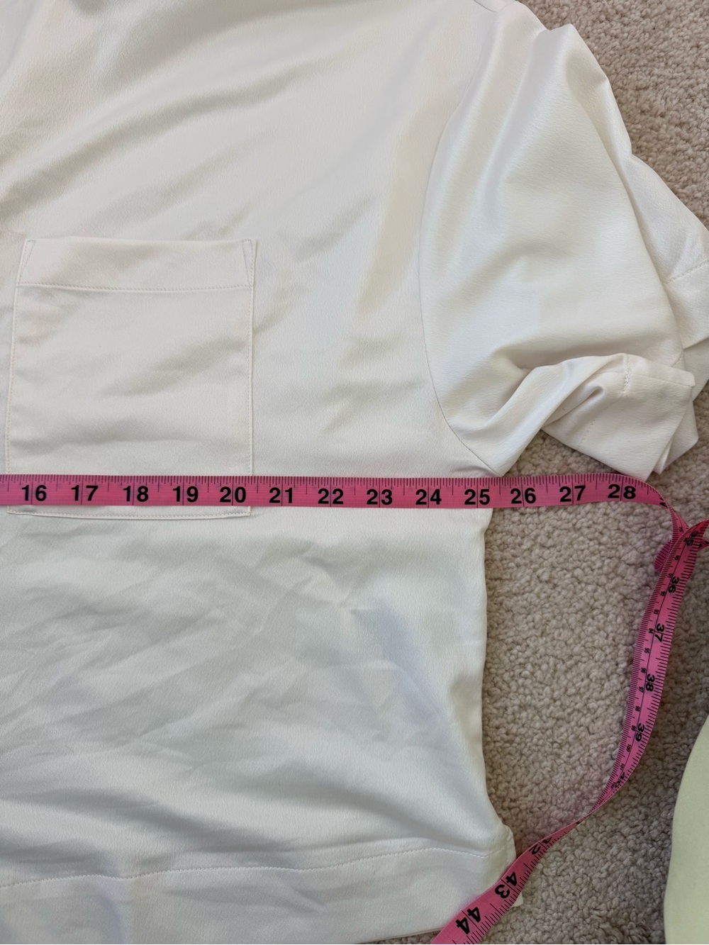 GAP Cream Short-Sleeve Button-Front Oversized Satin Shirt - Picture 5 of 7